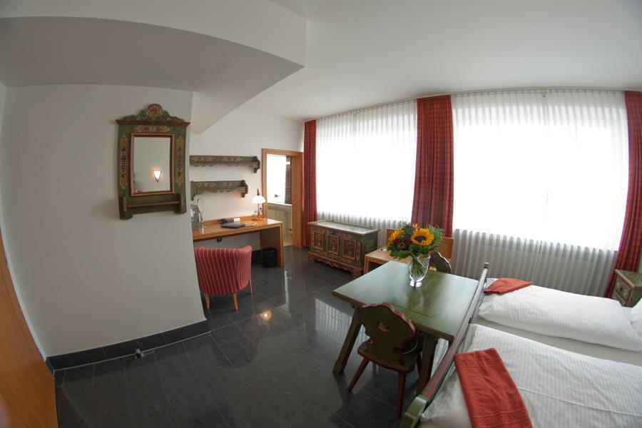 Hotel Conti Am Hauptbahnhof Munique Quarto foto